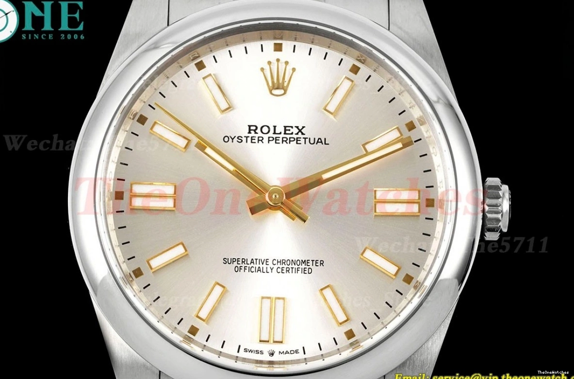 SS Oyster Clean 41mm Silver 124300 VR3230 SS Stk Perpetual 0510